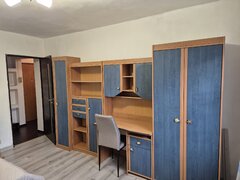 Timisoara 16, statie Sergent Moise, 38 mp, p/4 bl. IIMI, constr. 1982